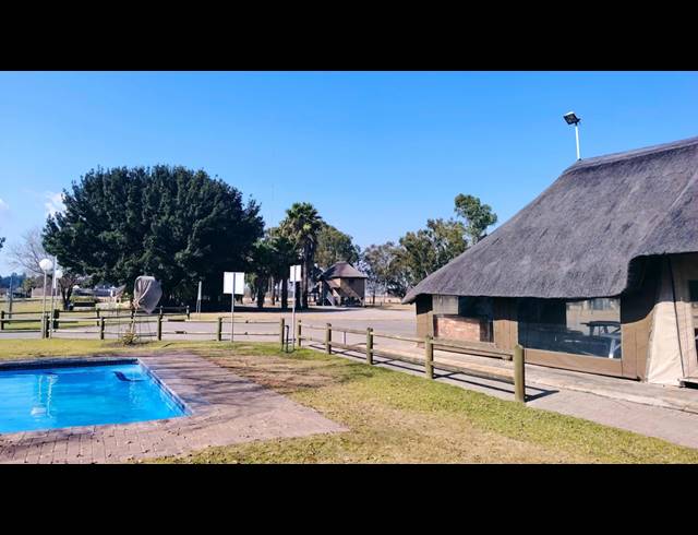 3 BEDROOM TOWNHOUSE FOR SALE IN VAALPARK